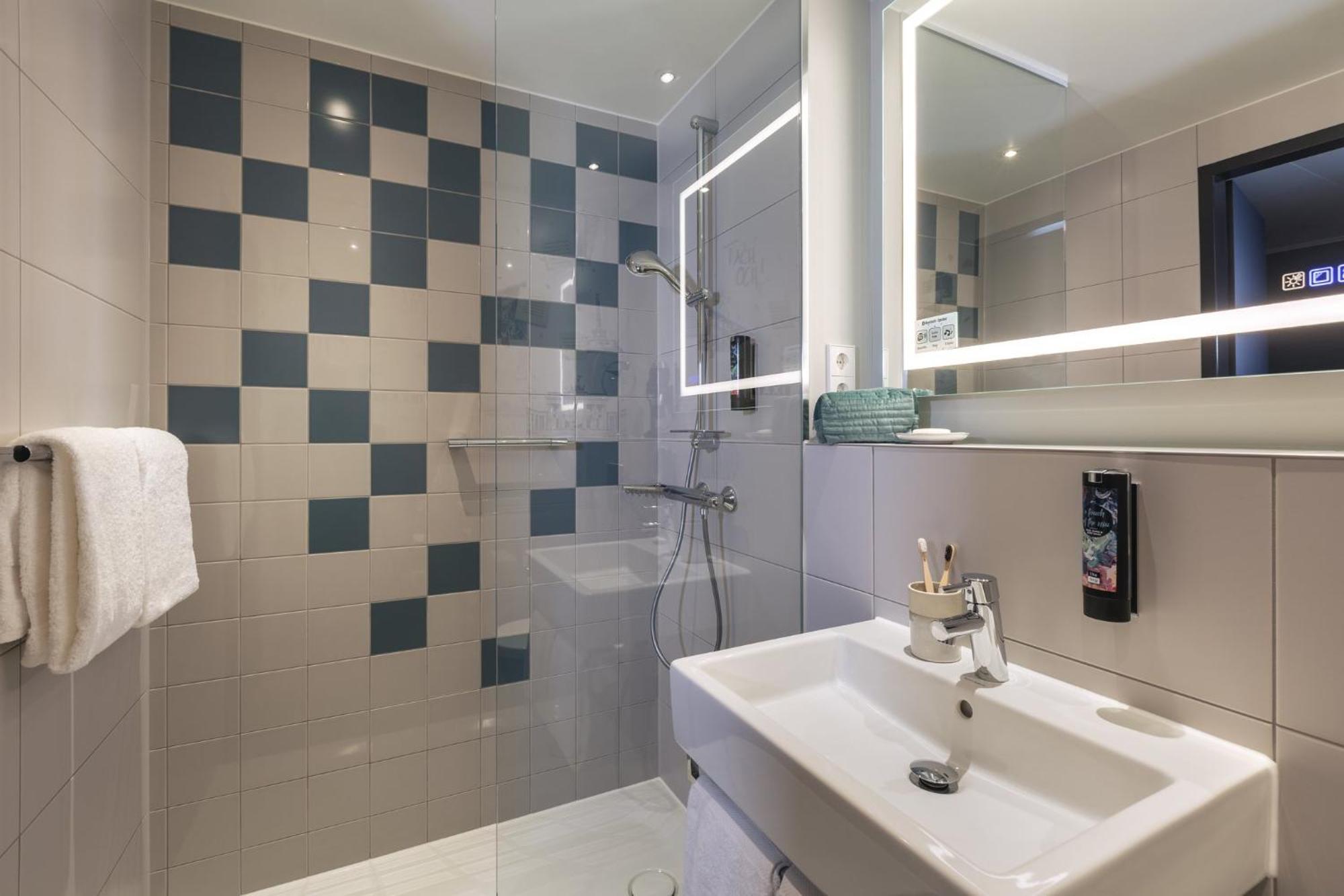 Holiday Inn - The Niu, Flash Berlin Charlottenburg By Ihg Exterior foto